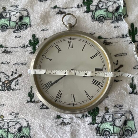 Heavy duty metal silver stainless steel stopwatch round barn farm wall clock 9” - Picture 4 of 14